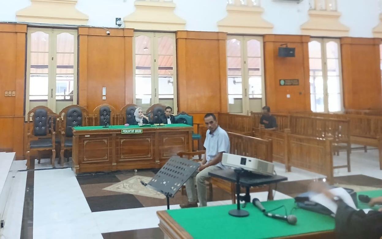 Mantan Kabag Pemerintahan Mandailing Natal Didakwa Korupsi Laporan Fiktif