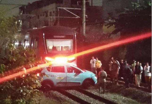 KAI: 2 Orang Tewas dalam Kecelakaan KA Argo Bromo Anggrek dengan KRL Commuter Line di Stasiun Bekasi
