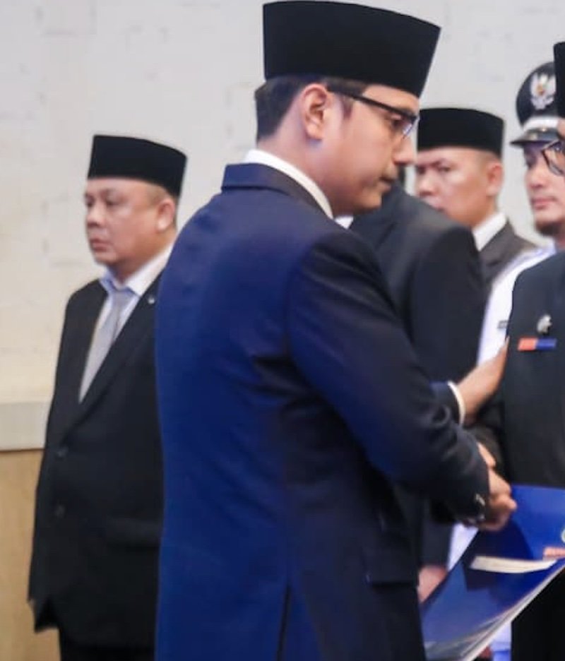 Walikota Medan Mutasi Paman Gubernur Sumut, dari Kadis Pendidikan ke Kadis Perpustakaan dan Kearsipan  
