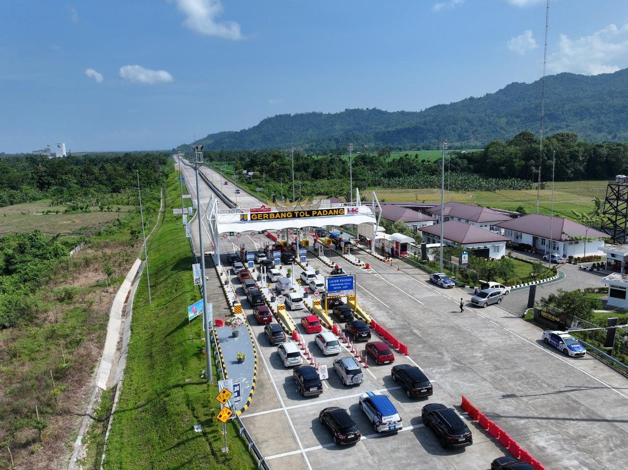 587.310 Kendaraan Lintasi Jalan Tol Trans Sumatera Selama Libur Paskah