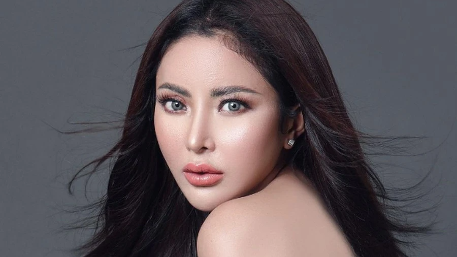 Ayu Aulia Bongkar Dugaan Hubungan dengan Bupati R, Curhat Rahim Hilang dan Klaim Simpan Bukti di Hotel Mewah