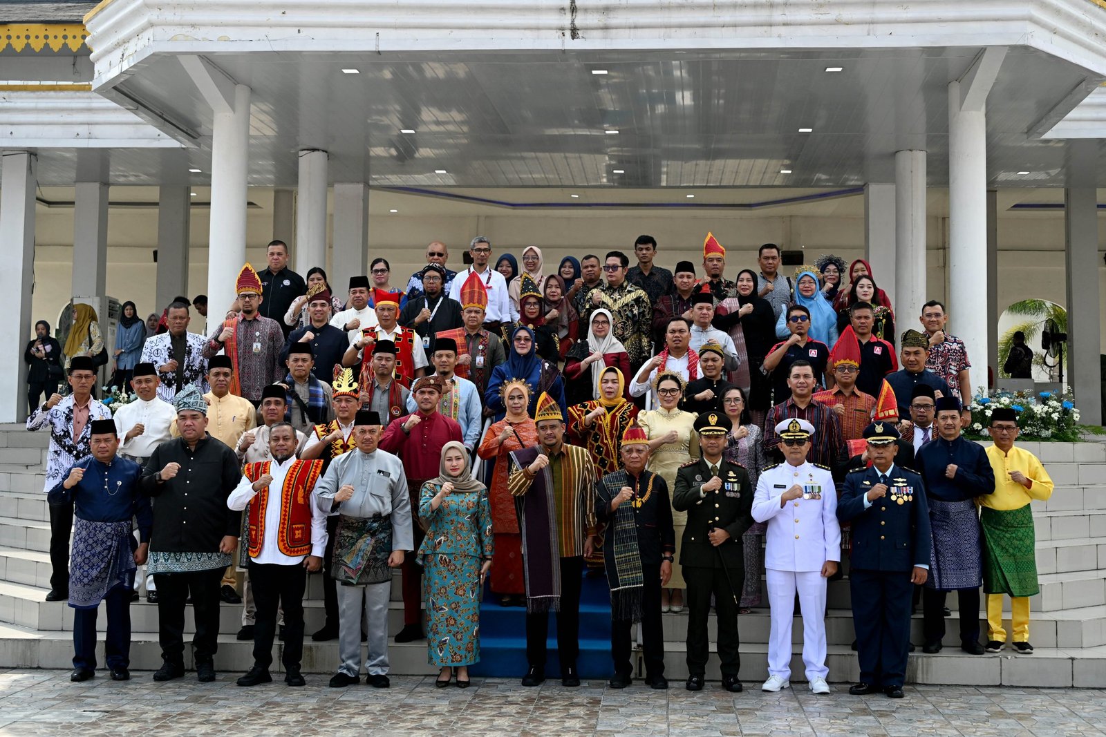 Hardiknas 2026, Gubsu Minta Diknas Naikkan Gaji Guru PPPK Paruh Waktu Tiap Tahun