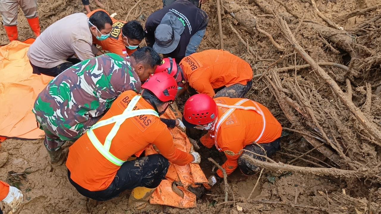 Tim SAR Gabungan Temukan Sariman Gulo, Korban Longsor di Batangtoru