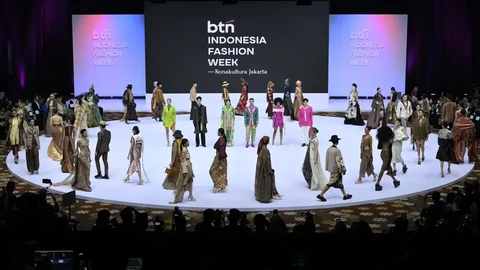 BTN Indonesia Fashion Week 2026 Usung Tema Ulos Simetria