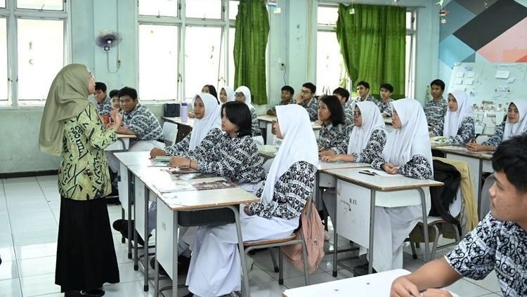 2027 Pemerintah Akan Hapus Istilah Guru Honorer, Apakah Semua Guru Jadi ASN?