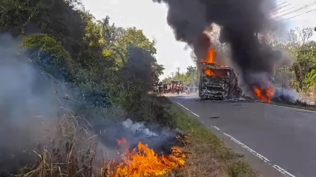 Polisi Buka Posko DVI Identifikasi Korban Kecelakaan Bus ALS-Truk BBM