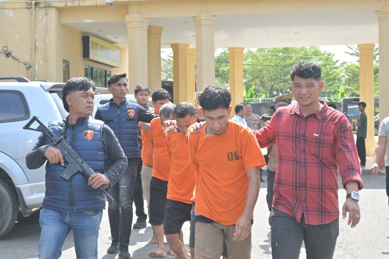 Polres Labusel Ungkap Kasus Pencurian Ternak Lembu, 6 Tersangka Ditangkap