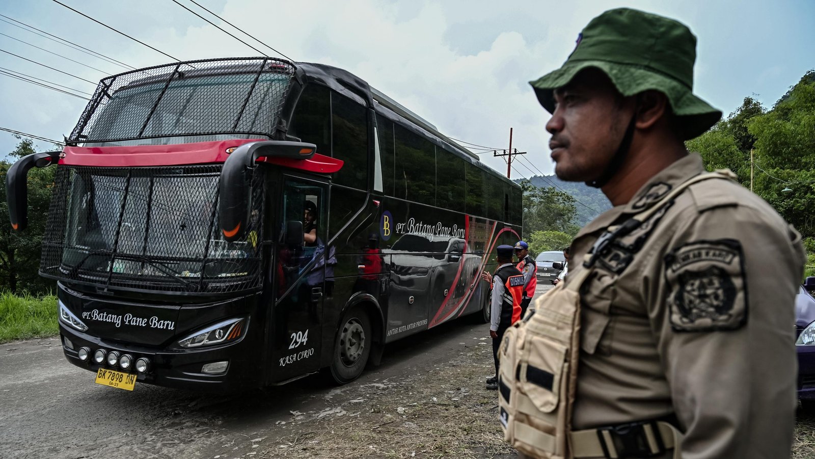 Pungli Ditertibkan, Pengunjung Pemandian Air Panas Sidebuk-Debuk Meningkat