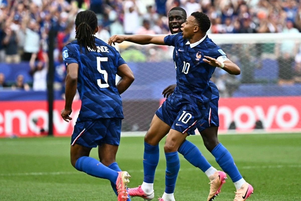 Hasil Pertandingan Prancis Vs Irak 3-0: Mbappe Cetak 2 Gol, Les Bleus Lolos ke 32 Besar