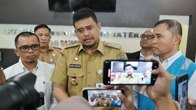 Bobby Nasution Ungkap Penyebab Antrean BBM di Sumut, Bukan Kelangkaan tapi Krisis Sopir Tangki Pertamina