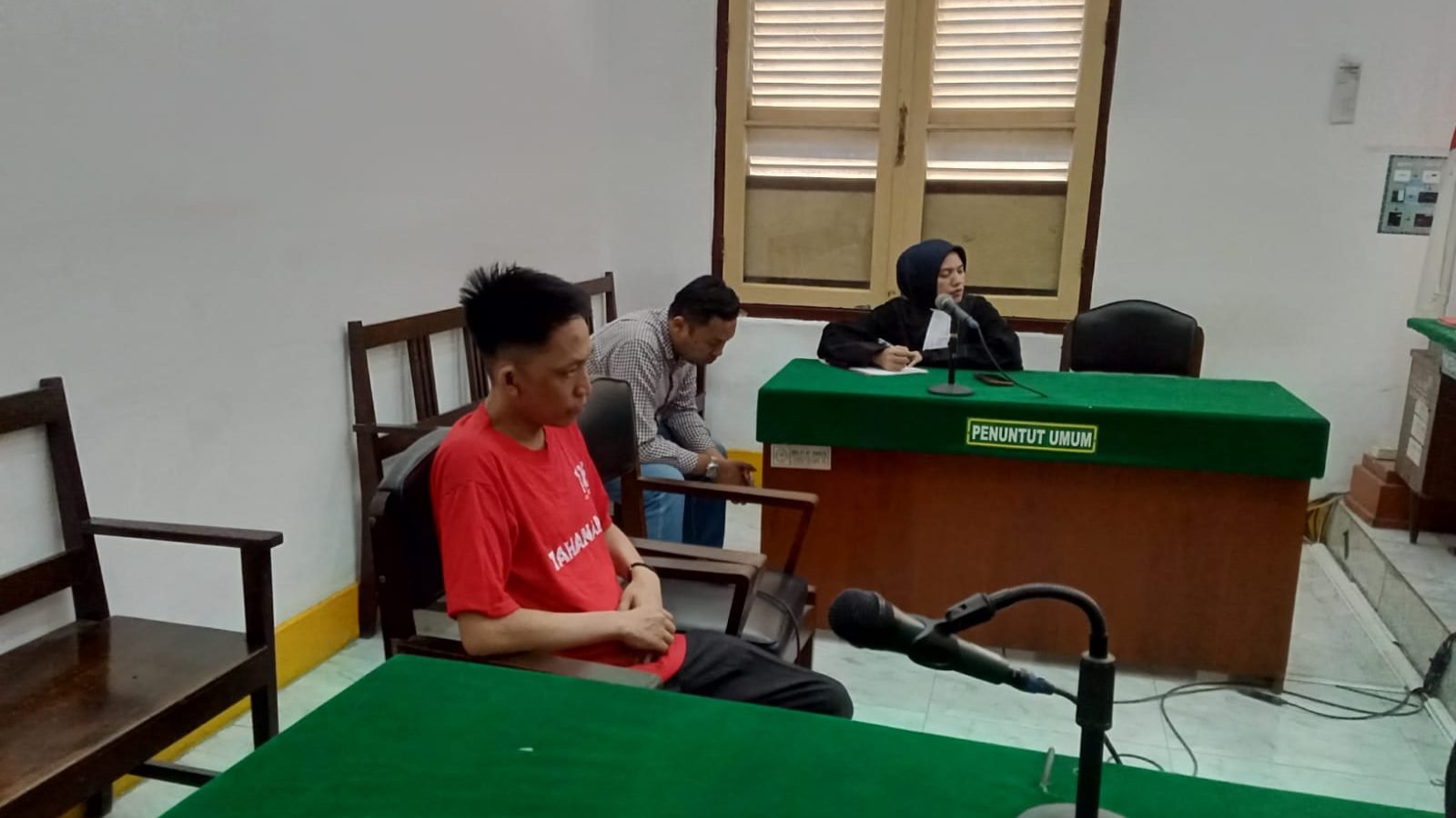 Angkut 9.450 Butir Ekstasi dari Medan, Warga Lampung Divonis 12 Tahun Penjara