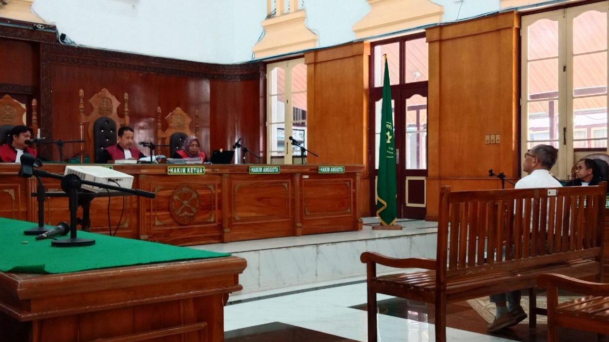 Eks Kepala BPHL Wilayah II Dituntut 2 Tahun Penjara dalam Kasus Korupsi Kayu Siosar