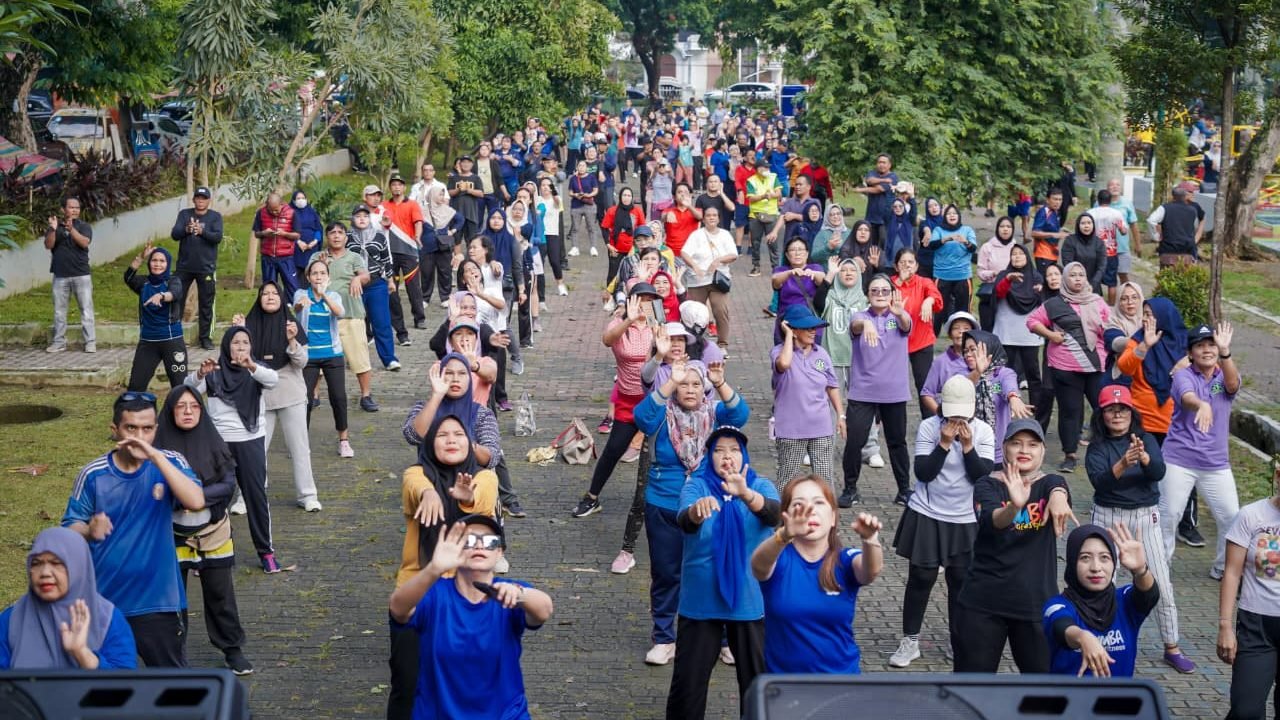 Dispora Medan Gelar Senam PKJR di Taman Gajah Mada