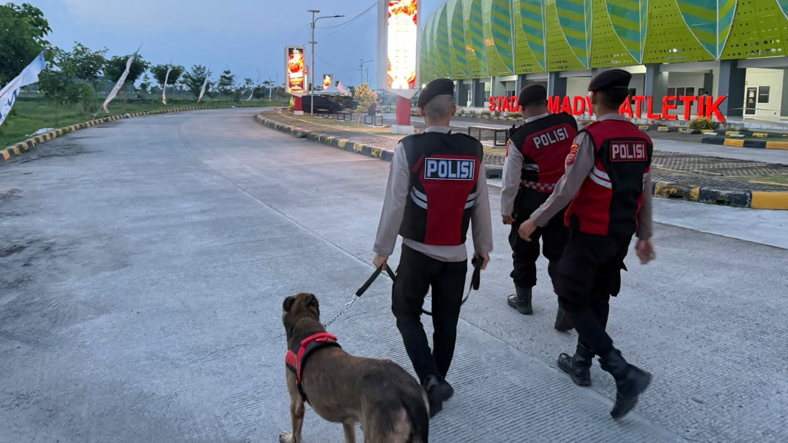Jokowi Nonton Laga Indonesia Vs Vietnam di AFF U19 2026, Polda Sumut Buat Pengamanan Berlapis  