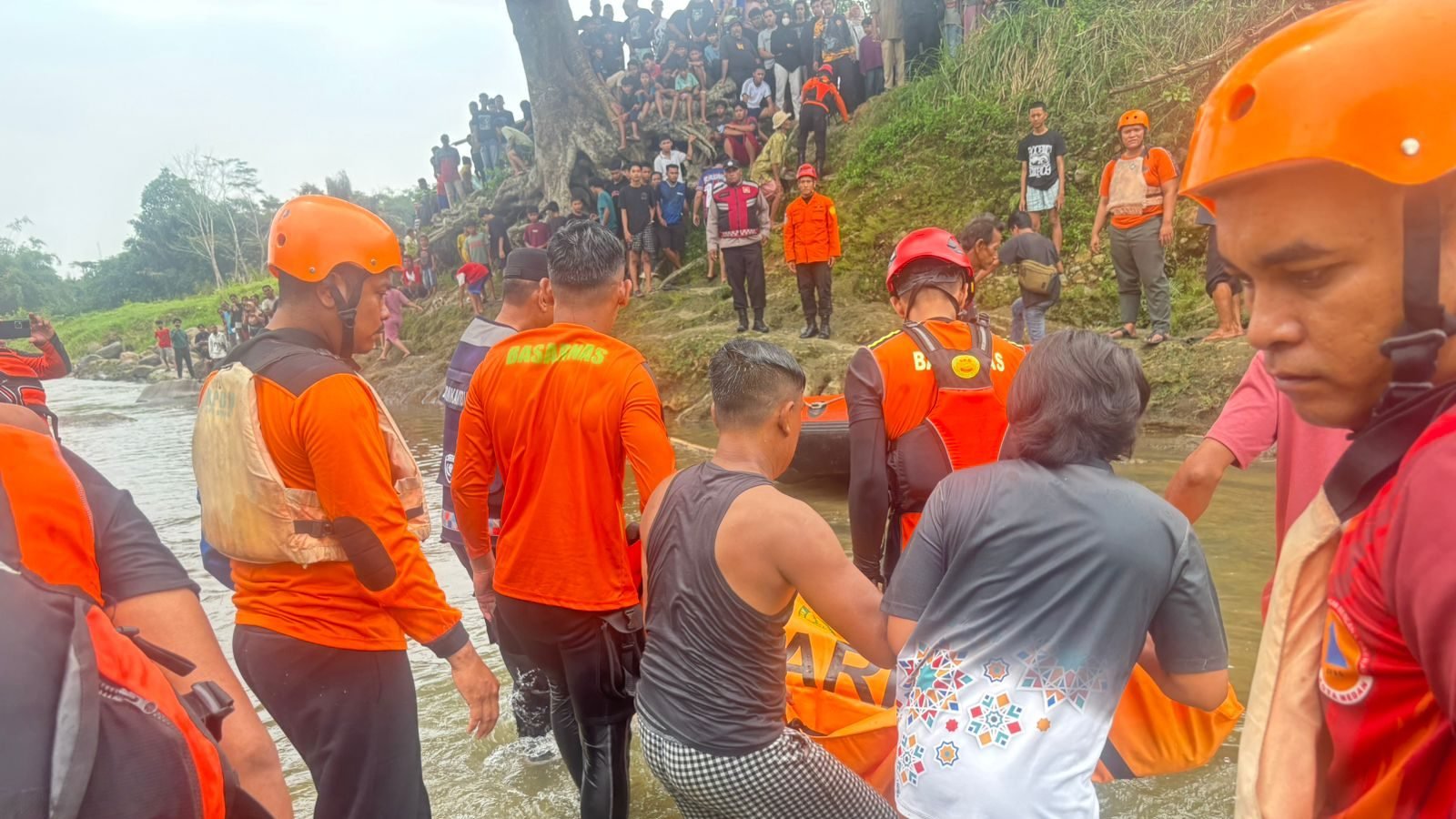 Tim SAR Gabungan Temukan Anak 15 Tahun Tenggelam di Sungai Sei Belawan