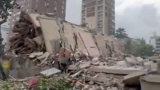 Venezuela Diguncang 2 Gempa Dahsyat Berkekuatan M 7,2 dan 7,5  
