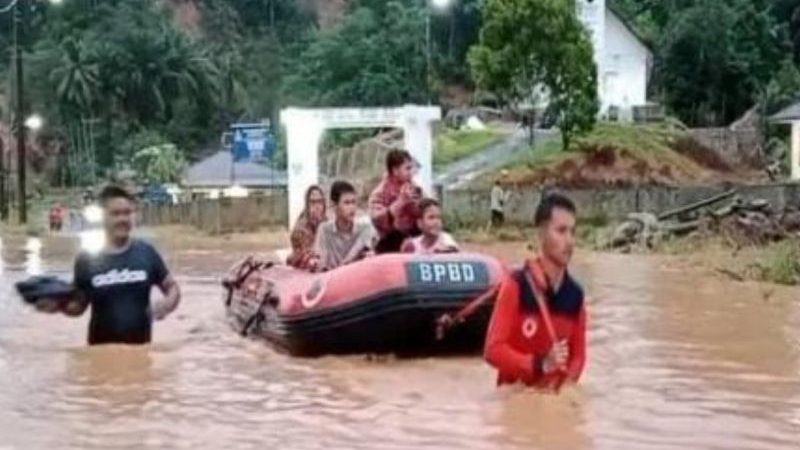 Banjir Tapanuli Tengah: 200 KK Terdampak Akibat Tanggul Sungai Jebol, BPBD Pastikan Air Sudah Surut