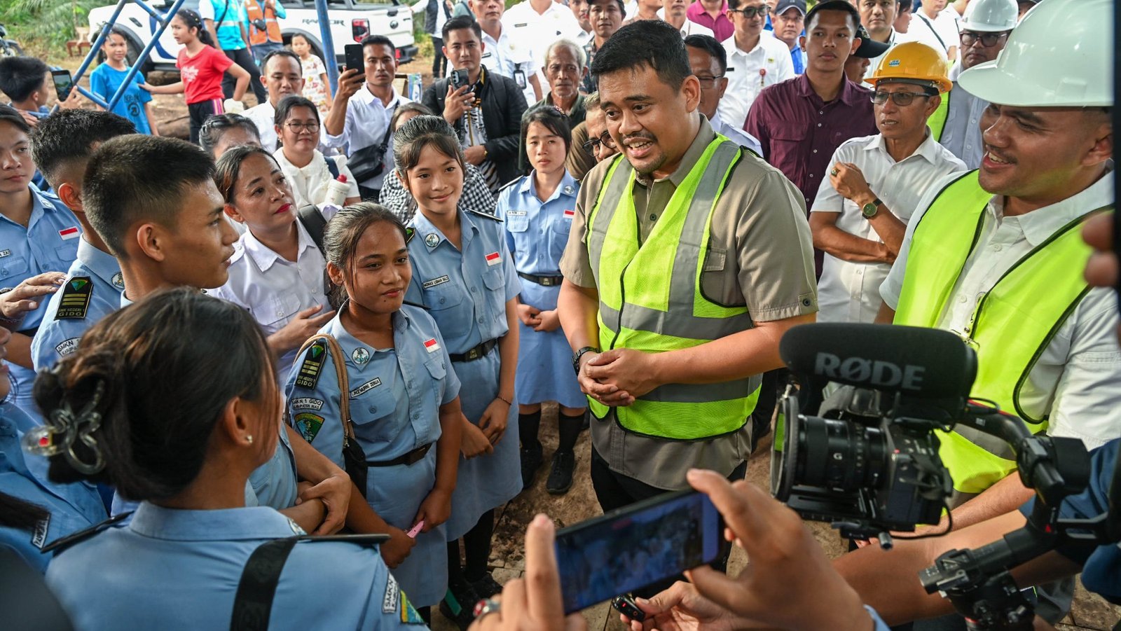 Gubsu Mulai Bangun SMKN 1 Gido di Nias