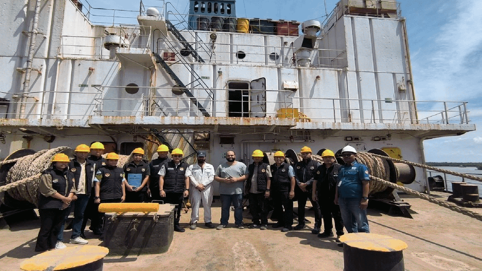 Imigrasi Belawan Periksa 49 Awak Dua Kapal Asing di Pelabuhan Internasional, Pastikan Dokumen Sesuai Aturan