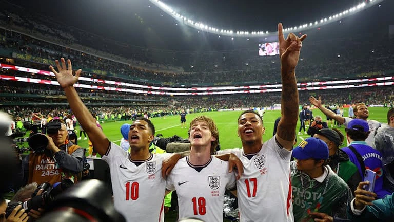 Piala Dunia 2026: Inggris Singkirkan Meksiko 3-2 dalam Drama 10 Pemain