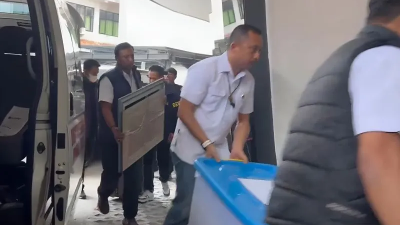 Kejagung Terima Barang Bukti Tiga Kasus Korupsi dan TPPU dari Polri, Kasus Eks Jampidsus FA Berlanjut?
