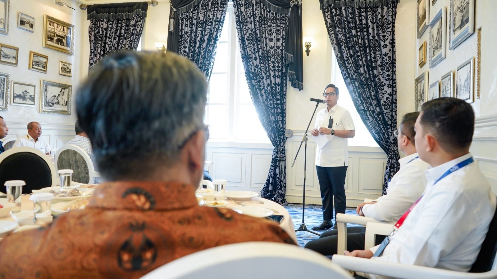 Rico Waas Ajak Dunia Usaha Lindungi Pekerja Rentan