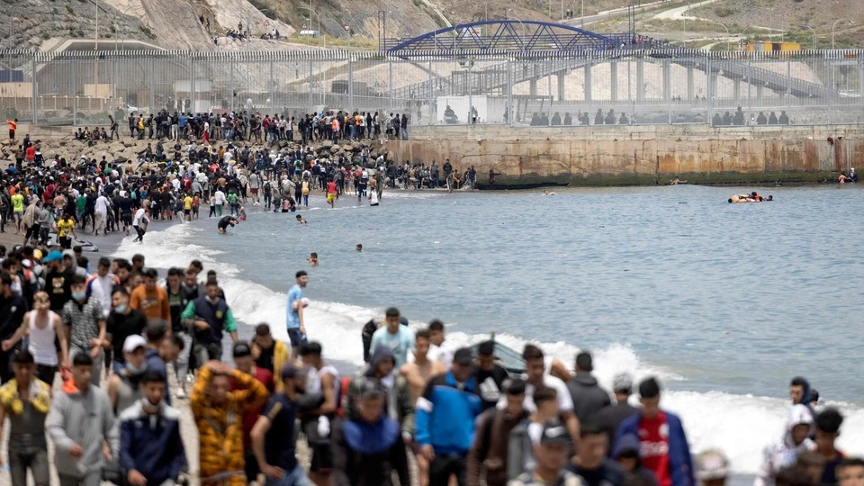 Prancis Perketat Perbatasan dengan Spanyol usai Lonjakan Migran di Ceuta, Schengen Jadi Sorotan