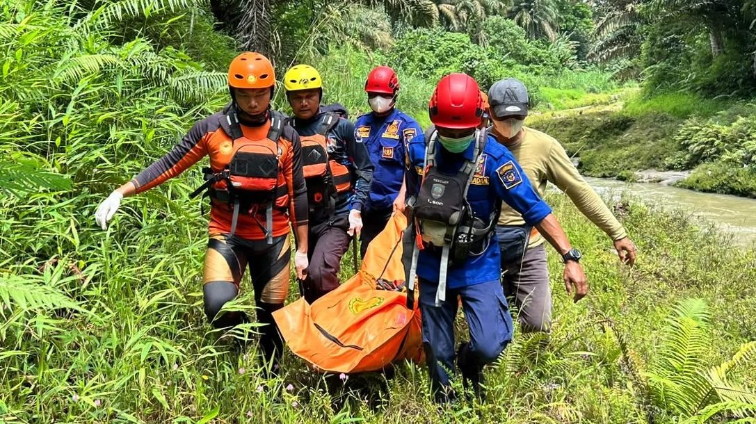 Tim SAR Gabungan Temukan Korban Hanyut di Sungai Bah Toguran Simalungun