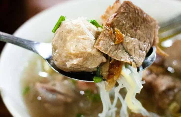 Rekomendasi Makanan Murah dan Lezat di Medan Nggak Bikin Kas Keluarga 'Bolong'
