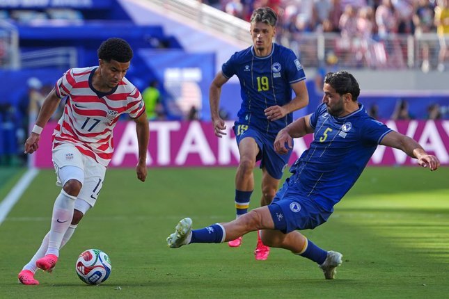 AS Main 10 Orang Mampu Hajar Bosnia 2-0: Tuan Rumah Melaju ke Babak 16 Besar Piala Dunia 2026