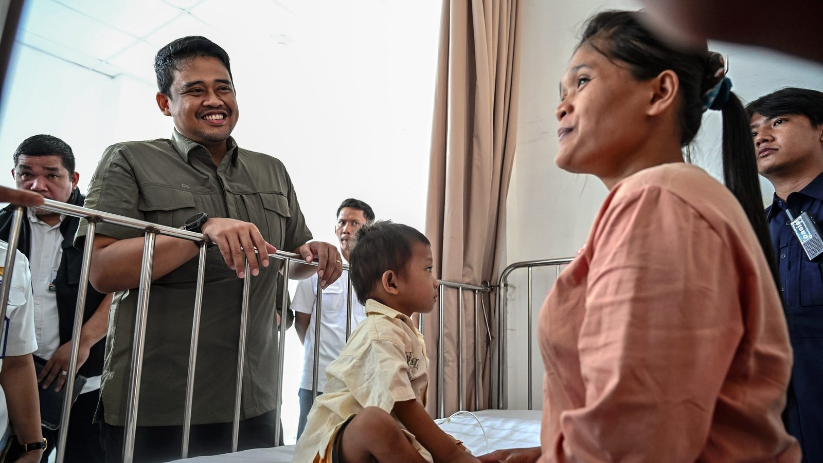 Gubsu Bantu Akomodasi Pasien Leukemia dan Kanker Tiroid Saat Tinjau RSUD Thomsen