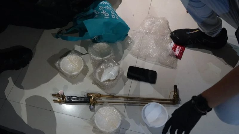 Bareskrim Bongkar Jaringan Emas Ilegal, Diselundupkan ke Hong Kong Pakai Modus Body Strapping