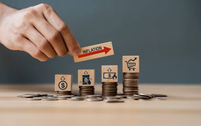 Kepala Ekonom BCA: Inflasi Agustus Diprediksi 3,31% Dipicu Harga Pangan dan Emas Naik
