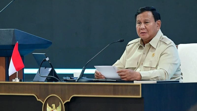 Presiden Prabowo Pimpin Ratas Penanganan Erupsi Anak Krakatau, Gempa NTT, dan Karhutla