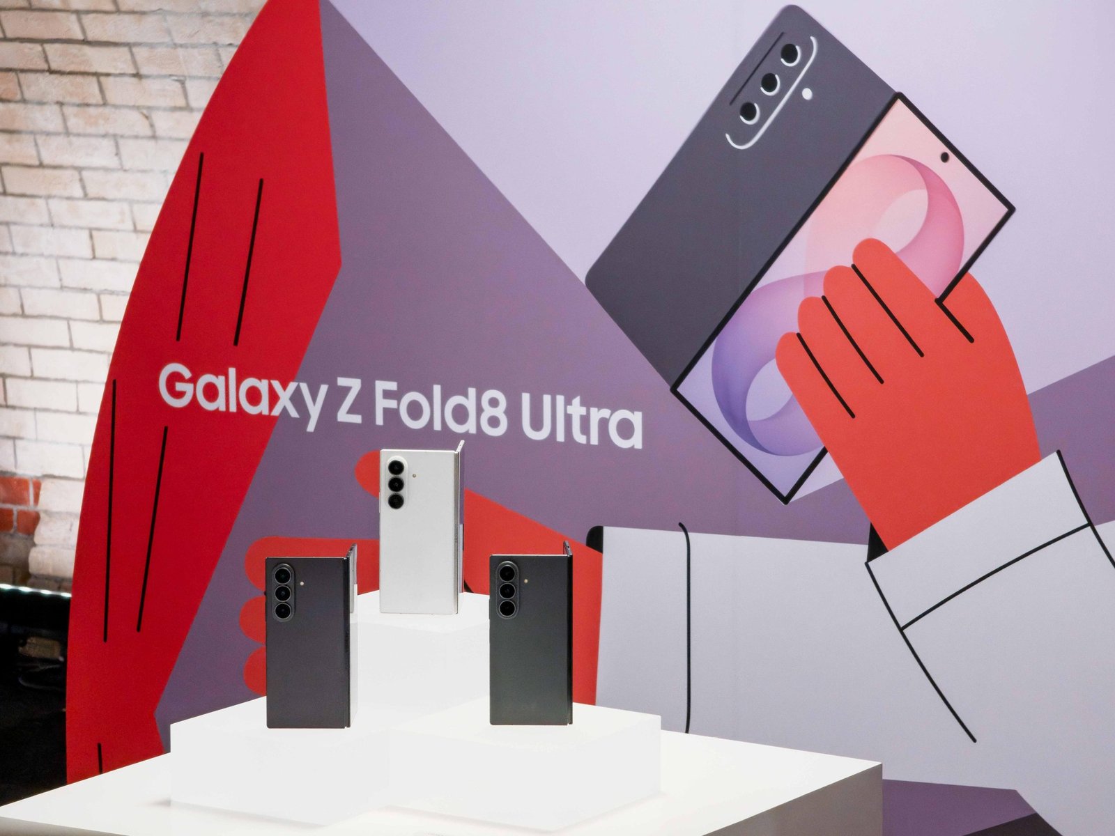 Rahasia di Balik Desain Galaxy Z Fold8 Ultra yang Semakin Tipis: Flex Titanium Jadi Kunci Evolusinya