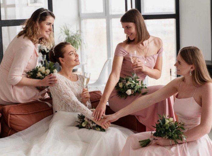 Cek Kepribadian Orang yang Menyukai 'Intimate Wedding', Apakah Kamu Salah Satunya?