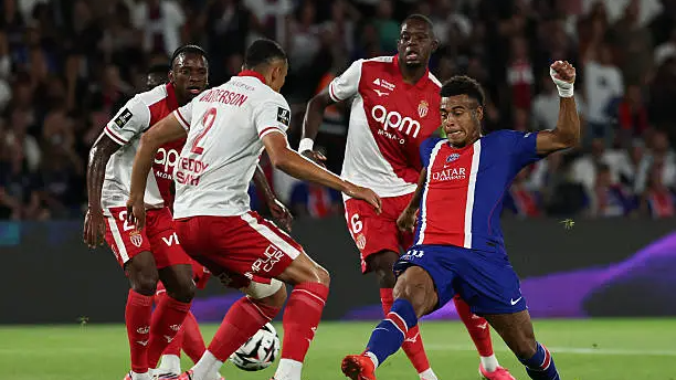 Kejutan Liga Prancis: Monaco Permalukan PSG di Parc des Princes, Lyon Meringsek Naik