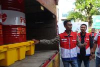 Pertamina mengirim 30 ribu liter BBM jenis Pertamax Turbo RON 98 yang akan digunakan dalam ajang F1 Powerboat di Danau Toba. Foto: Pertamina Patra Niaga Sumbagut
