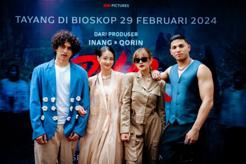 Deretan pemeran utama film Pasar Setan ketika menghadiri press screening and press conference film yang akan tayang pada 29 Februari 2024 tersebut. (ANTARA/HO-POPLICIST Publicist)