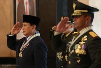 Ilustrasi - Menhan RI Prabowo Subianto saat menerima empat bintang kehormatan dari TNI. Foto: Dok tim media Prabowo Subianto