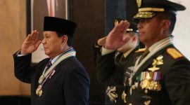 Ilustrasi - Menhan RI Prabowo Subianto saat menerima empat bintang kehormatan dari TNI. Foto: Dok tim media Prabowo Subianto