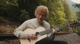 Ed Sheeran menggunakan visa khusus saat datang ke Indonesia. Foto: Antara/edsheeran.com