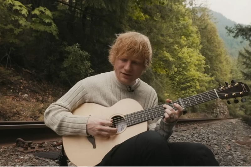 Ed Sheeran menggunakan visa khusus saat datang ke Indonesia. Foto: Antara/edsheeran.com