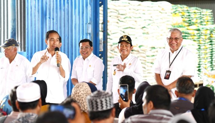 Jokowi: Urus Beras untuk 270 Juta Penduduk Indonesia Tak Mudah