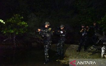 Latihan tempur Kopaska