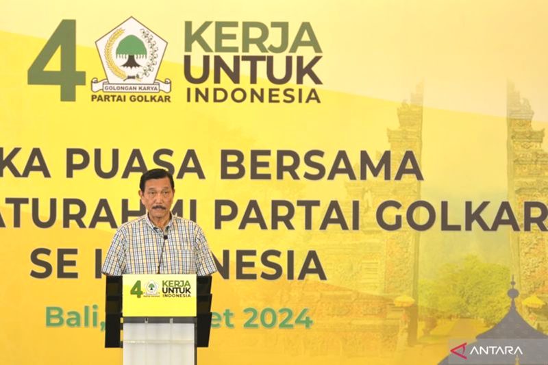 Ketua Dewan Penasihat Partai Golkar Luhut Binsar Pandjaitan saat kegiatan syukuran partai di Kabupaten Badung, Bali, Jumat (15/3/2024). Foto: Antara/Ni Putu Putri Muliantari