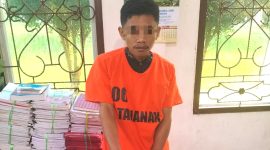 Pengedar Narkoba yang kerap menjual sabu-sabu di areal sekolah SLTA KRIDA Pematang Kerasaan  setelah diciduk Satres Narkoba Polres Simalungun. (Foto: Istimewa) 