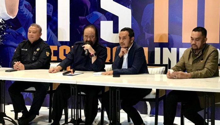 Surya Paloh Beri Selamat kepada Prabowo-Gibran, Menyerah?