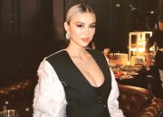 Agnez Mo ‘Diamuk’ Netizen Gegara Minum Kopi saat Live Instagram