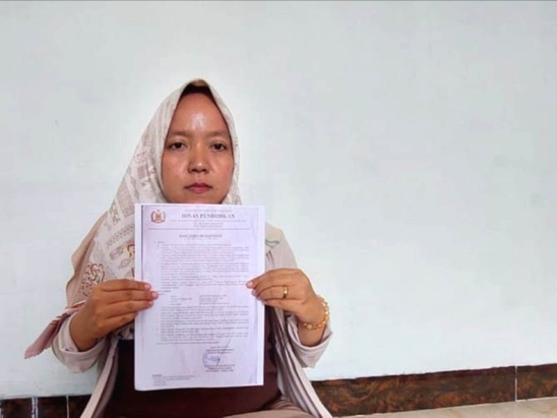 Anggie Ratna Fury Putri, guru honorer SD di Kabupaten Langkat dipecat oknum kepala sekolah diduga karena suarakan kecurangan seleksi PPPK. Foto: LBH Medan